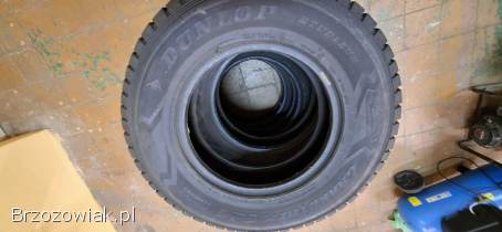 Sprzedam 4 opony zimowe DUNLOP Grandtrek 245/70 R16