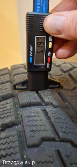 Sprzedam 4 opony zimowe DUNLOP Grandtrek 245/70 R16