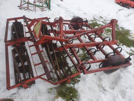 Agregat uprawowy 2m z wałkami na docisku