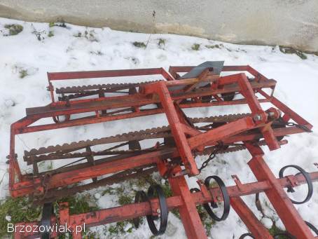 Agregat uprawowy 2m z wałkami na docisku