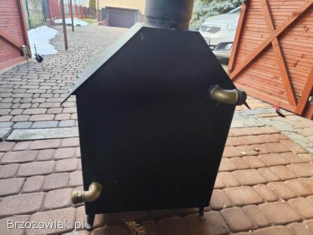 Kominek z płaszczem wodnym.