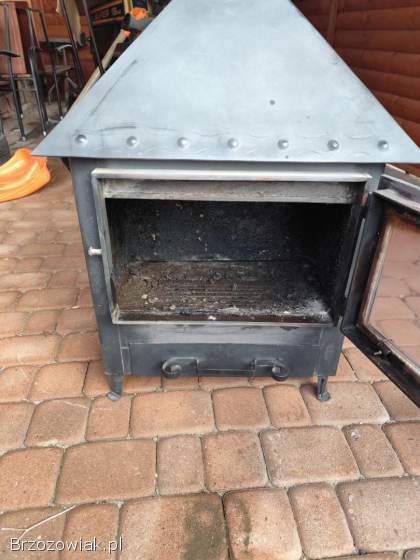 Kominek z płaszczem wodnym.