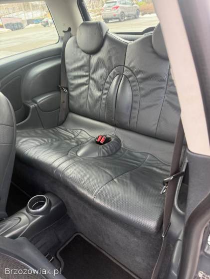 Mini Cooper R50 2005