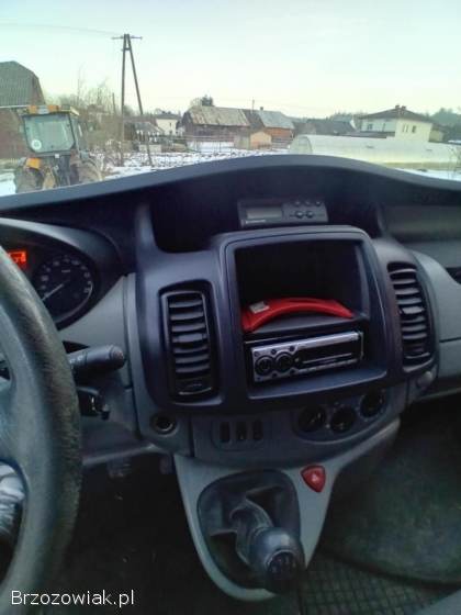 RENAULT TRAFIC -  CHŁODNIA 2012 R.