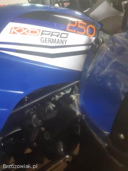 Quad 250 jak nowy