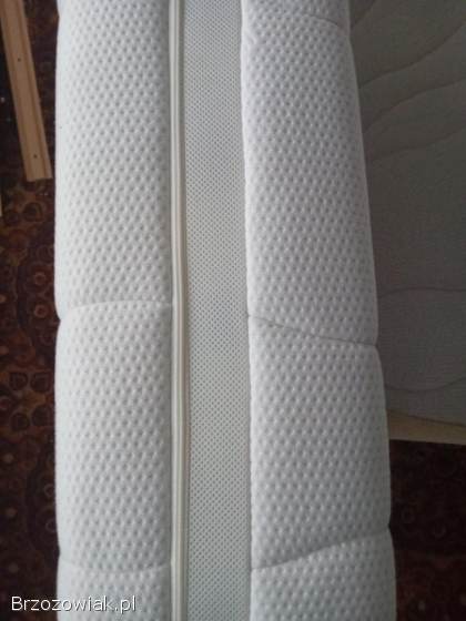 Sprzedam łóżko z drewna jasionowego