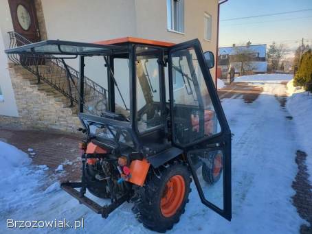 Ciągnik rolniczy AGRIA 4800 plus pług do odśnieżania Sanok