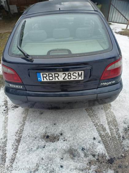 Renault Megane 1.  6 benzyna  1999