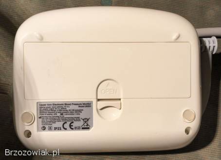 Ciśnieniomierz naramienny do użytku domowego U80EH