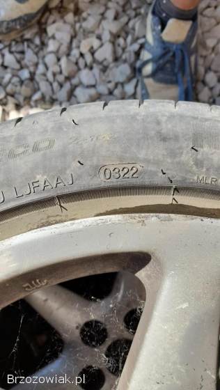 Sprzedam alufelgi r17 z oponami letnimi