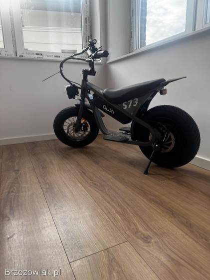 Skuterek elektryczny