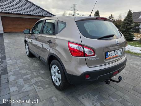 Nissan Qashqai 1.  6 115KM 2010