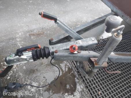 Przyczepka samochodowa 1300kg przyczepa HUMBAUR 1.  3t