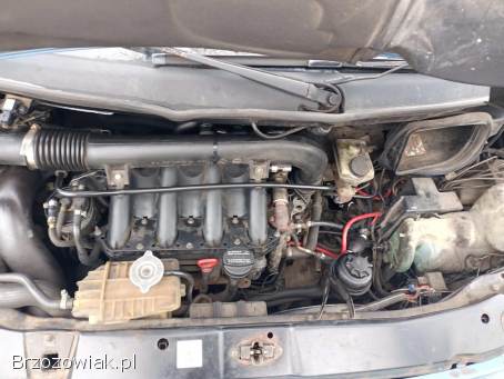 Mercedes-Benz Vito 2.  2CDI 122km 02r 2002