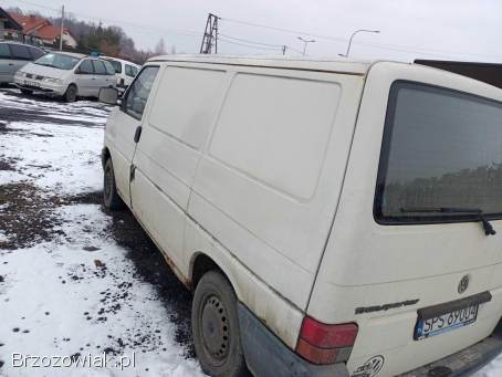 Volkswagen Transporter T4 2.  5TDI 102km 99r