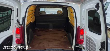 Peugeot partner 1.  6 hdi 90 km