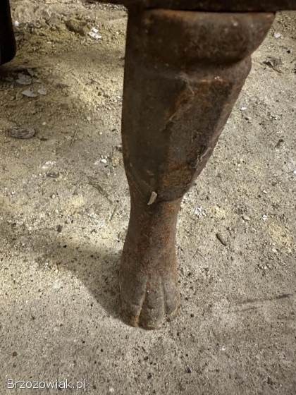 Koza,  piec żeliwny dekoracyjny