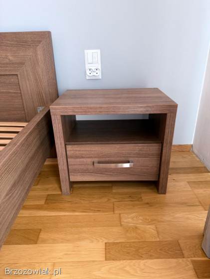 Zestaw mebli do sypialni – solidne,  na prowadnicach blum