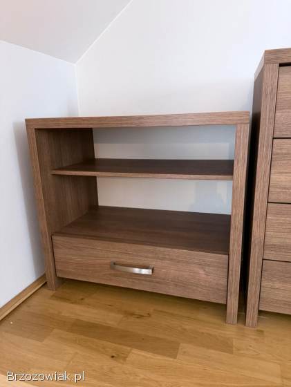 Zestaw mebli do sypialni – solidne,  na prowadnicach blum