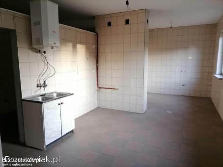 Działka z nieruchomością pod lokale