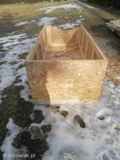 Masywna skrzynia na węgiel