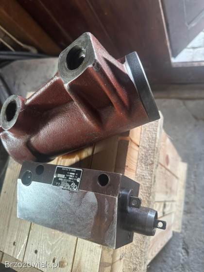 Cylinder do podnośnika c-360