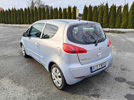 Mitsubishi Colt 1.  3 benzyna  2005