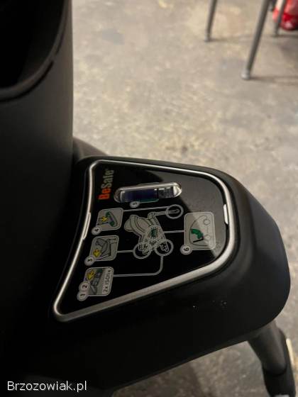 Fotelik samochodowy BESAFE IZI TWIST