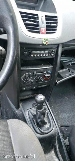 Peugeot 207 1.  4 Benzyna  2008