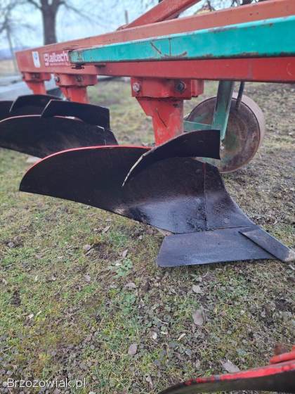 Pług 4-ka duża Staltech na zabezpieczeniu