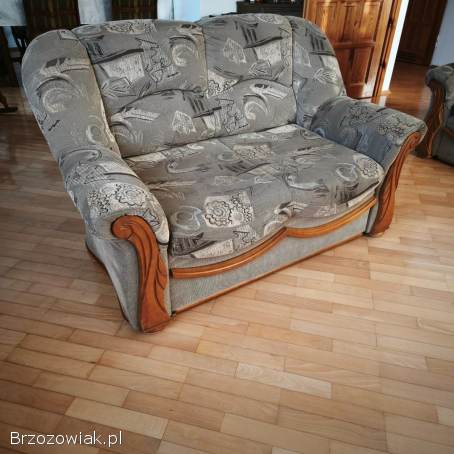 Sofa dwuosobowa z funkcją spania i pojemnikiem na pościel