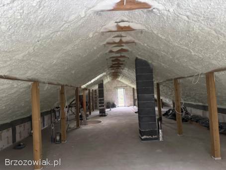 Ocieplenia natryskowe Pianką/izolacje natryskowe