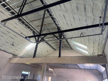 Ocieplenia natryskowe Pianką/izolacje natryskowe