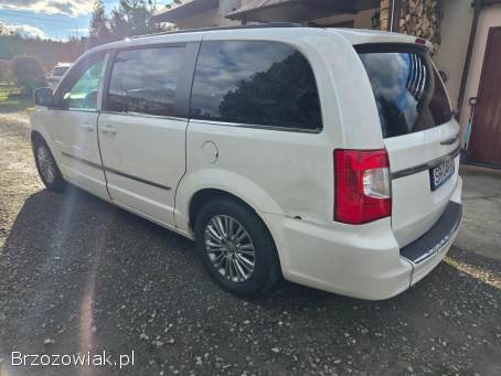 Chrysler Town & Country Touring Aut.   2013