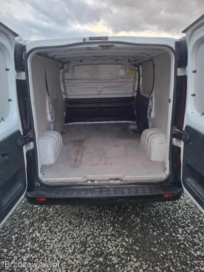 Opel Vivaro B 1.  6 Diesel 90KM 2016r Klima Navi Tempomat BDB Stan!