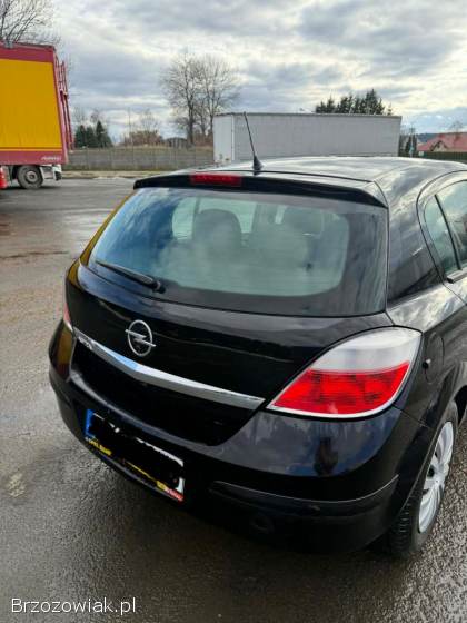 Opel Astra H 2004