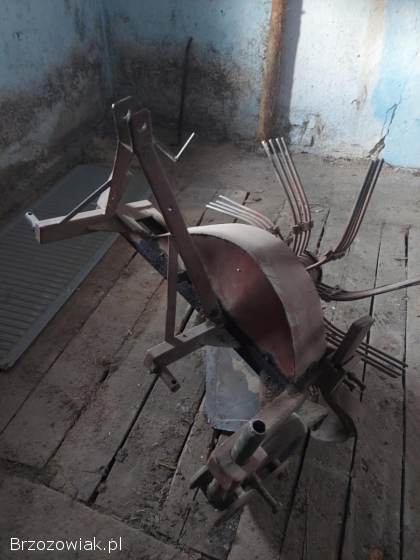 Kopaczka do ziemniaków na wałek wom