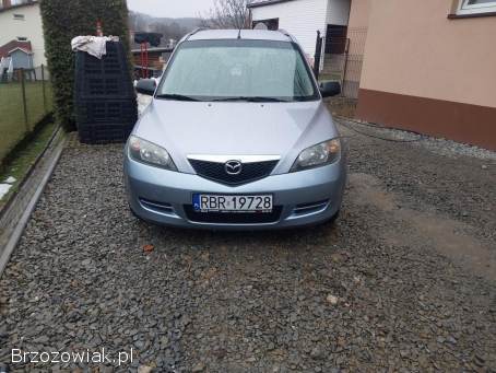 Mazda 2 2004
