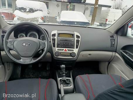 Kia Cee'd 1.  6CRDI 115km 07 2007