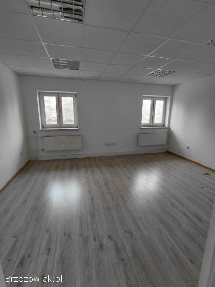 Do wynajęcia lokale biurowe w budynku przy ulicy Mięsowicza w Krośnie
