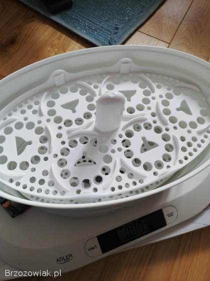 Sterylizator do butelek + waga niemowlęca