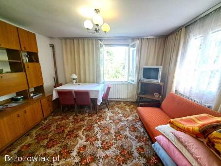 Dom drewniany 77 mkw.  na działkach 9,  92 ar Sanok Wójtostwo