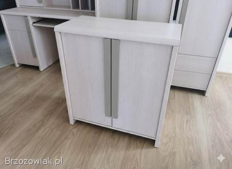 Sprzedam meble młodzieżowe -  kolor jasny dąb z szarymi uchwytami