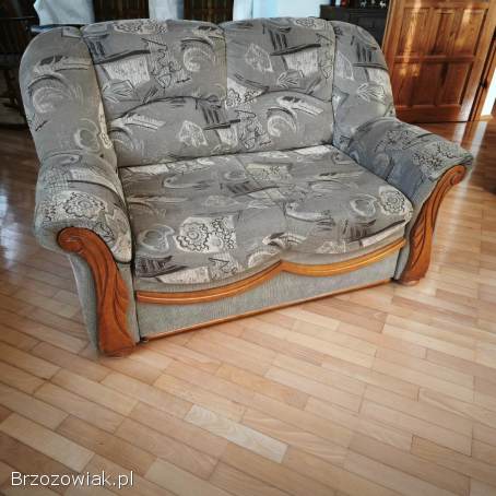 Sofa dwuosobowa z funkcją spania i pojemnikiem na pościel