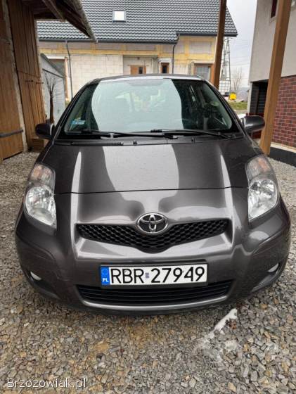 Toyota Yaris 2011