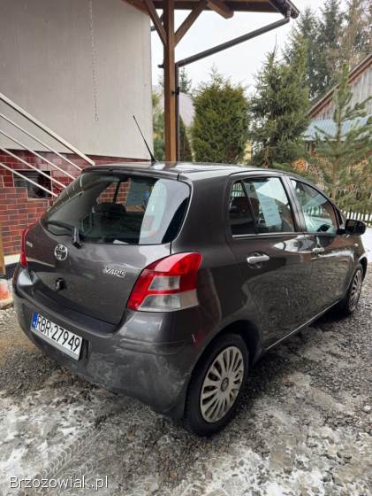 Toyota Yaris 2011