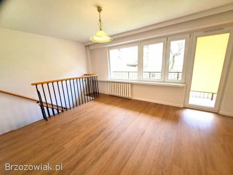 Na sprzedaż mieszkanie 50,  2 mkw.  na parterze,  w centrum Sanoka