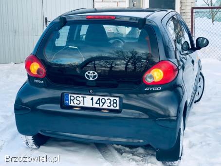 Toyota Aygo 1.  0VVT-i / 68KM 2007