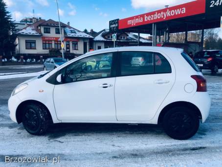 Toyota Yaris 1.  0VVT-i / 69KM 2007