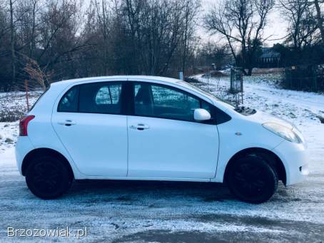 Toyota Yaris 1.  0VVT-i / 69KM 2007